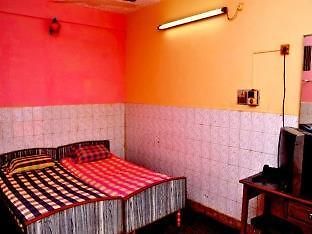 Sri Saibaba Guest House Pondicherry Esterno foto